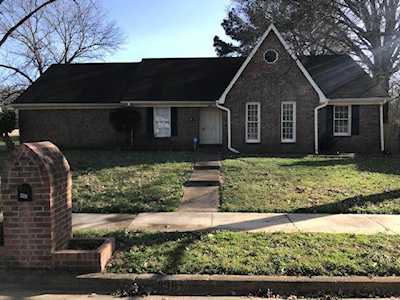 8361 Brooklawn Dr Memphis, TN 38018