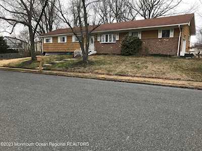 7 Brixton Place Neptune Township, NJ 07753