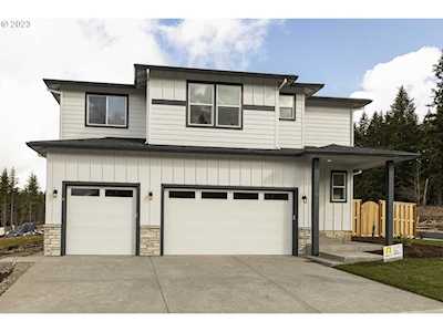 1805 NE Robert RD Estacada, OR 97023