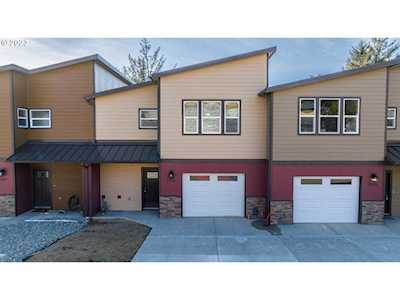 2315 Brooklyn LN Coos Bay, OR 97420