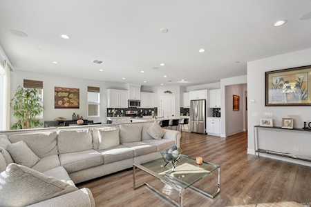 913 Bergenia Street Vacaville, CA 95687