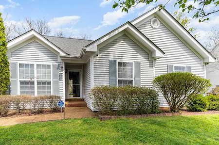 1129 Mcdonough Cir Thompsons Station, TN 37179