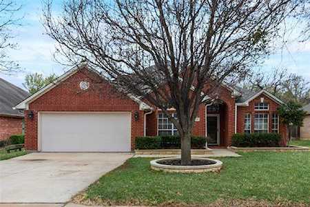 842 Valley Terrace Road Burleson, TX 76028