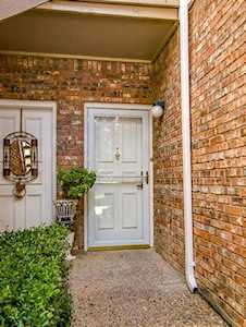 3550 Country Square Drive #211 Carrollton, TX 75006