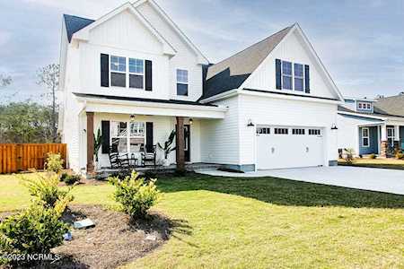 445 Pebble Shore Drive Sneads Ferry, NC 28460