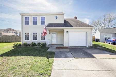 2017 Arlington Arch Ct Virginia Beach, VA 23464