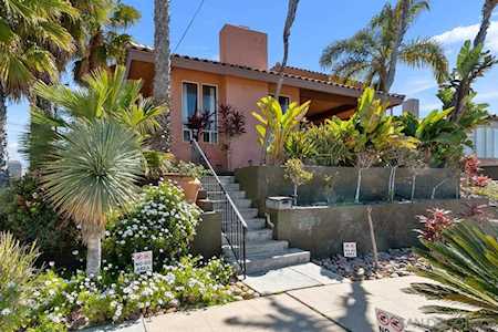 3369 Hawk Street San Diego, CA 92103
