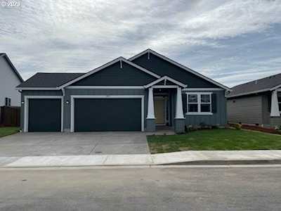 1439 Gladiola DR #182 Junction City, OR 97448