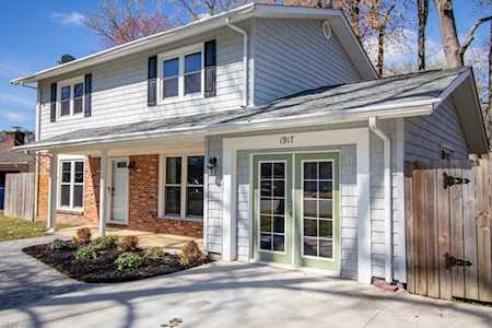 1917 Mogulbear Ct Virginia Beach, VA 23453