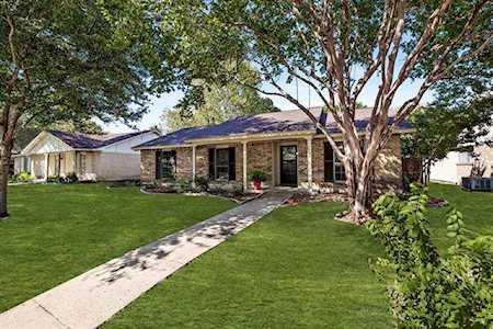 2313 Overglen Drive Plano, TX 75074