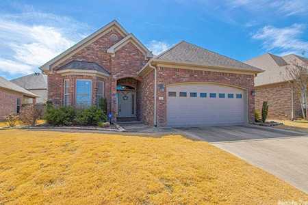5 Meadow View Dr Little Rock, AR 72223