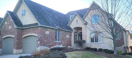 30 Forest Gate Circle Oak Brook, IL 60523