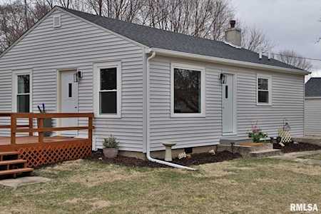 229 S Adams St Brimfield, IL 61517