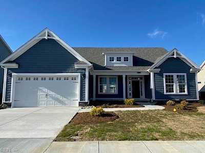 1881 Bancroft Rd Chesapeake, VA 23320