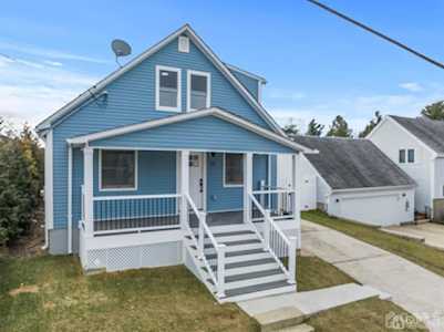 15 Conrad Street Sayreville, NJ 08872