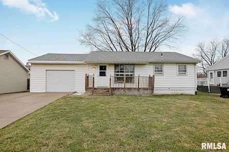 2260 Washington Rd Washington, IL 61571