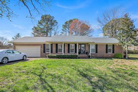 3735 Columbia Ct Murfreesboro, TN 37129