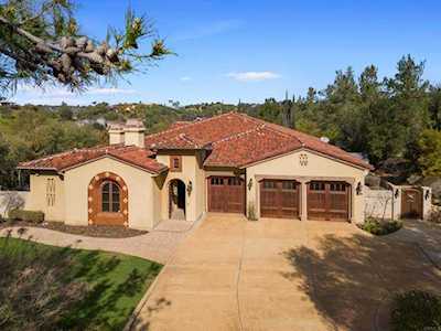 4205 Bridlewood Road Fallbrook, CA 92028