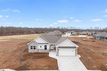 803 W Solomon Dr Lone Jack, MO 64086