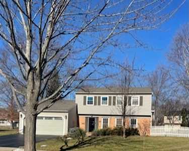 170 E Cedarwood Ct Palatine, IL 60074