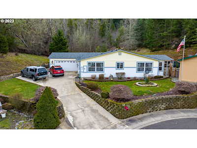 204 Samantha WAY Canyonville, OR 97417