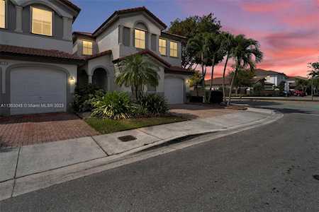 8188 NW 116th Ave Doral, FL 33178
