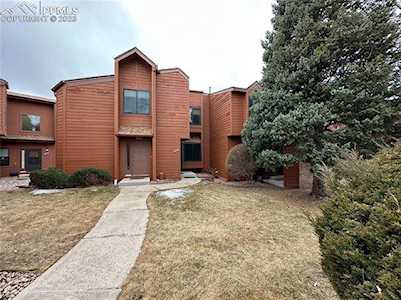 5028 Sunsuite Trail Colorado Springs, CO 80917