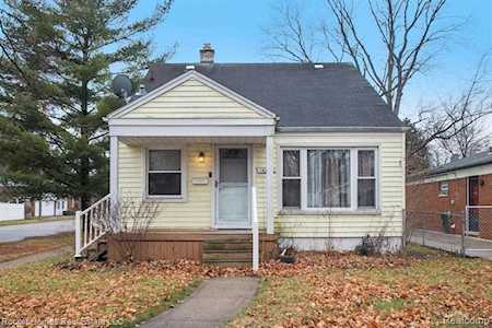 15501 Wakenden Redford Twp, MI 48239