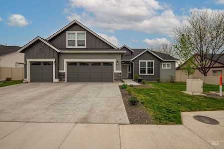 6193 N Jericho Rd Meridian, ID 83646