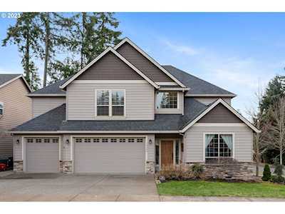 14456 SE Wenzel DR Clackamas, OR 97015