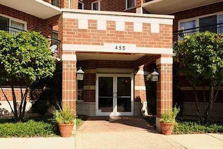 455 W Front St #2-508 Wheaton, IL 60187