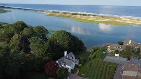 69 Green Needle Ln Ogunquit, ME 03907