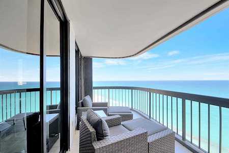 5380 N Ocean Drive #19f Singer Island, FL 33404
