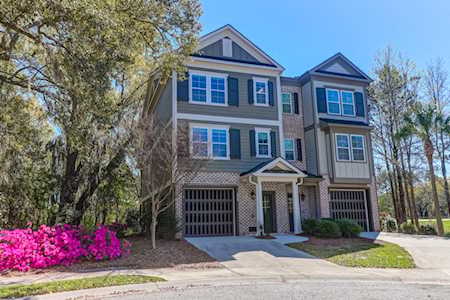 324 Etiwan Pointe Dr Mount Pleasant, SC 29464