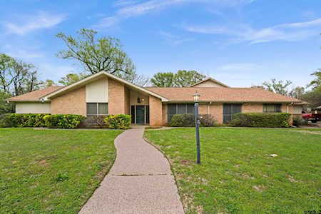 2700 Sunnybrook Drive Tyler, TX 75701