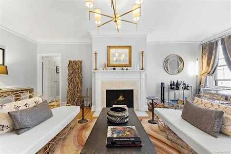 3 Park Lane #2G Mount Vernon, NY 10552