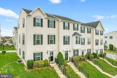 208 Ashburn Rd Phoenixville, PA 19460
