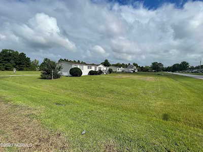 101 N Cherie Court New Bern, NC 28562