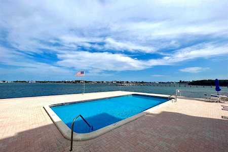 1810 New Palm Way #312 Boynton Beach, FL 33435