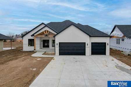 9649 Topher Blvd Lincoln, NE 68526