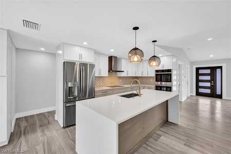 991 Valley Ave Marco Island, FL 34145