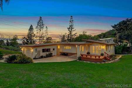 4296 Nabal Dr La Mesa, CA 91941