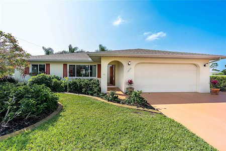 1055 Oleander St Englewood, FL 34223