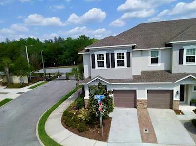 1212 Syrah Dr Oldsmar, FL 34677