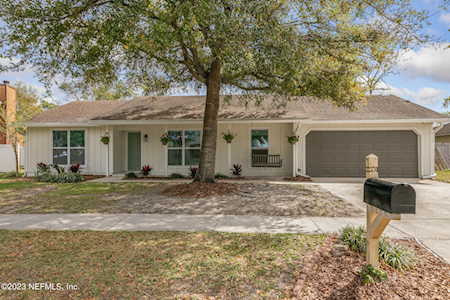 8329 Cross Timbers DR E Jacksonville, FL 32244