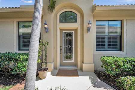 8221 Lapin Ct Seminole, FL 33777