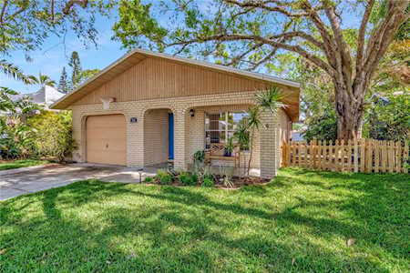 311 48th St W Bradenton, FL 34209