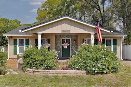 25811 Aberdovey Ave Sorrento, FL 32776