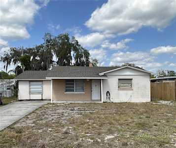 2212 Weber St Lakeland, FL 33801