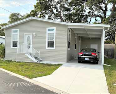 8300 Seminole Blvd #411 Seminole, FL 33772